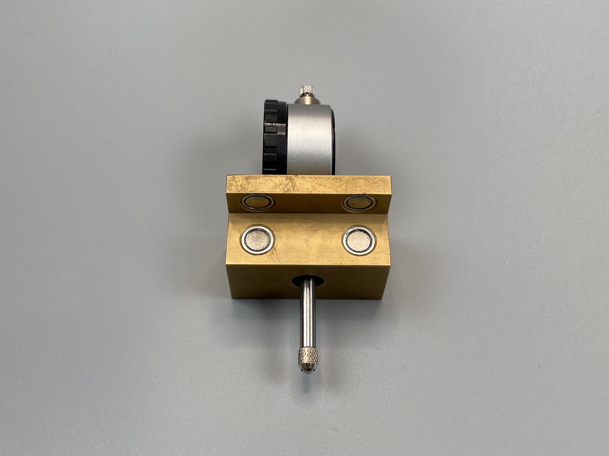 Side view of Measuring Slide with Dial Gauge Recoater M2xx